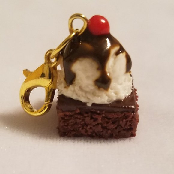 Brand New Lot of 5 Miniature Handmade Food Charms - Picture 4 of 12